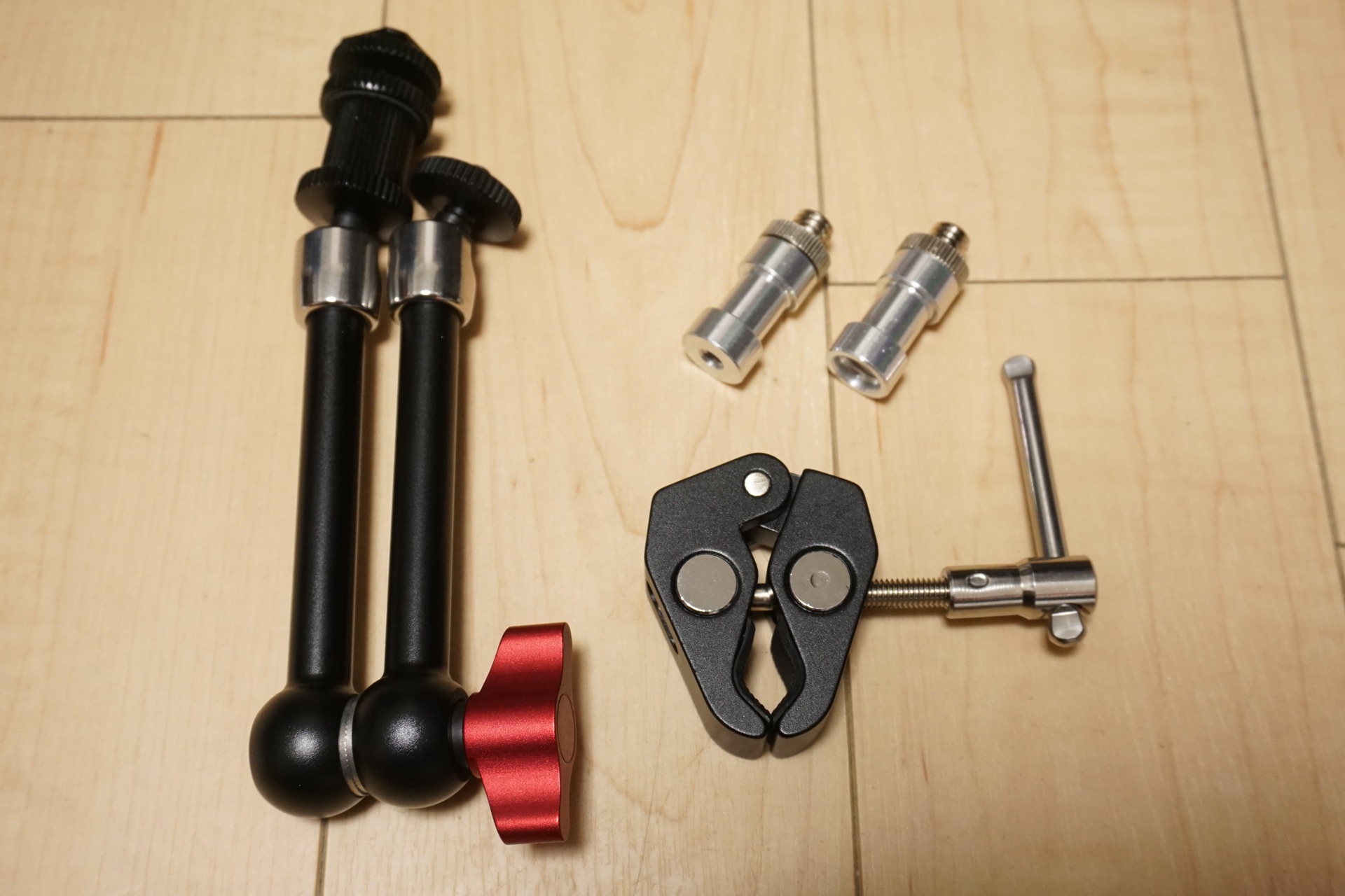 三脚などに取り付ける追加アーム Utebit マジックアーム 11インチ クランプ付き を買ってみた エボログ