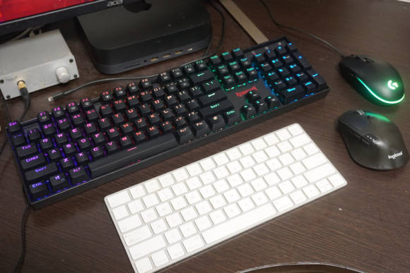 Logicool G203 LIGHTSYNC ゲーミング マウスとRedragon K551 メカニカルキーボードを買いました【虹色に光る】