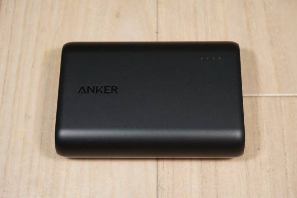 Anker製ポータブルバッテリーPowerCore 10000を買いました
